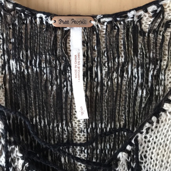 Free People Long Boho Fringed Sweater Vest Small - Picture 3 of 4